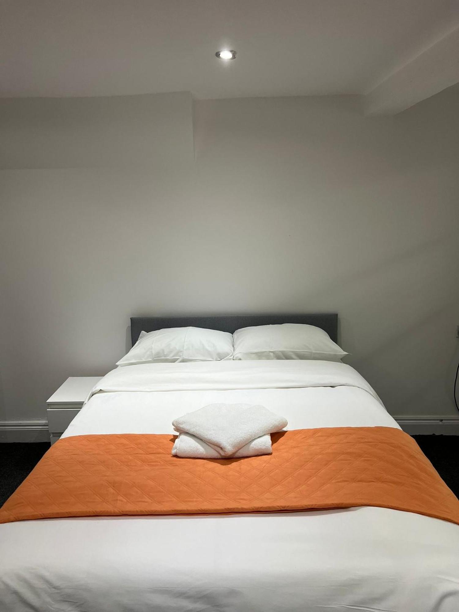 Appartement Starlet Manor Park à Londres Extérieur photo
