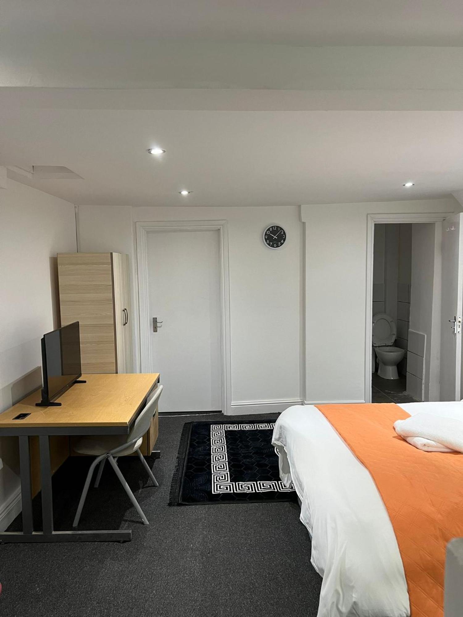 Appartement Starlet Manor Park à Londres Extérieur photo